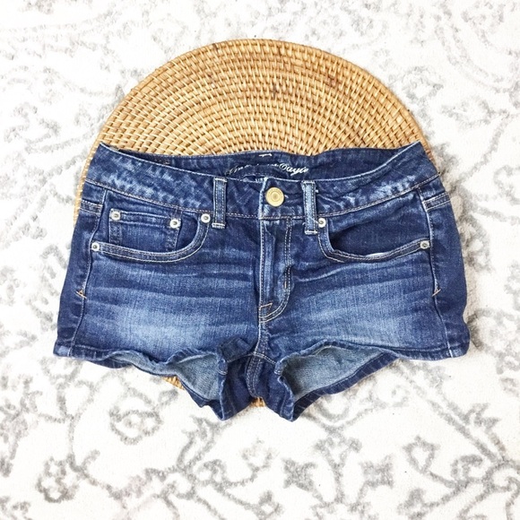 American Eagle Outfitters Pants - America Eagle Short Shorts Size 2 Stretch Jean
